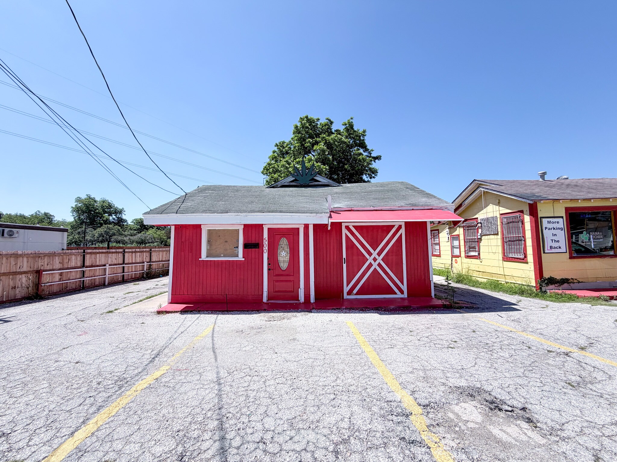500 W Hildebrand Ave, San Antonio, TX for lease Interior Photo- Image 1 of 8