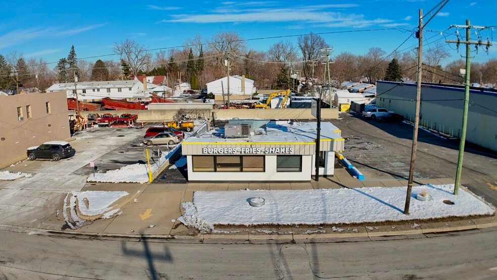 27010 Plymouth Rd, Redford, MI for sale - Building Photo - Image 2 of 9
