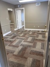 2040 Regency Rd, Lexington, KY for lease Interior Photo- Image 1 of 5