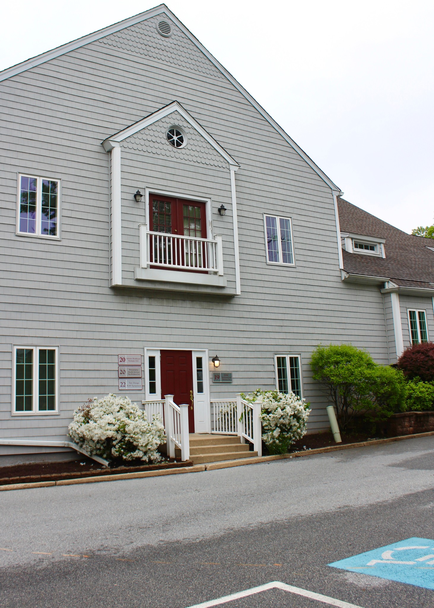 22 Mystic Ln, Malvern, PA for lease Building Photo- Image 1 of 14