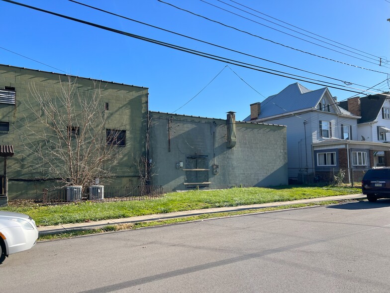 1438 5th Ave, New Brighton, PA for sale - Building Photo - Image 1 of 1