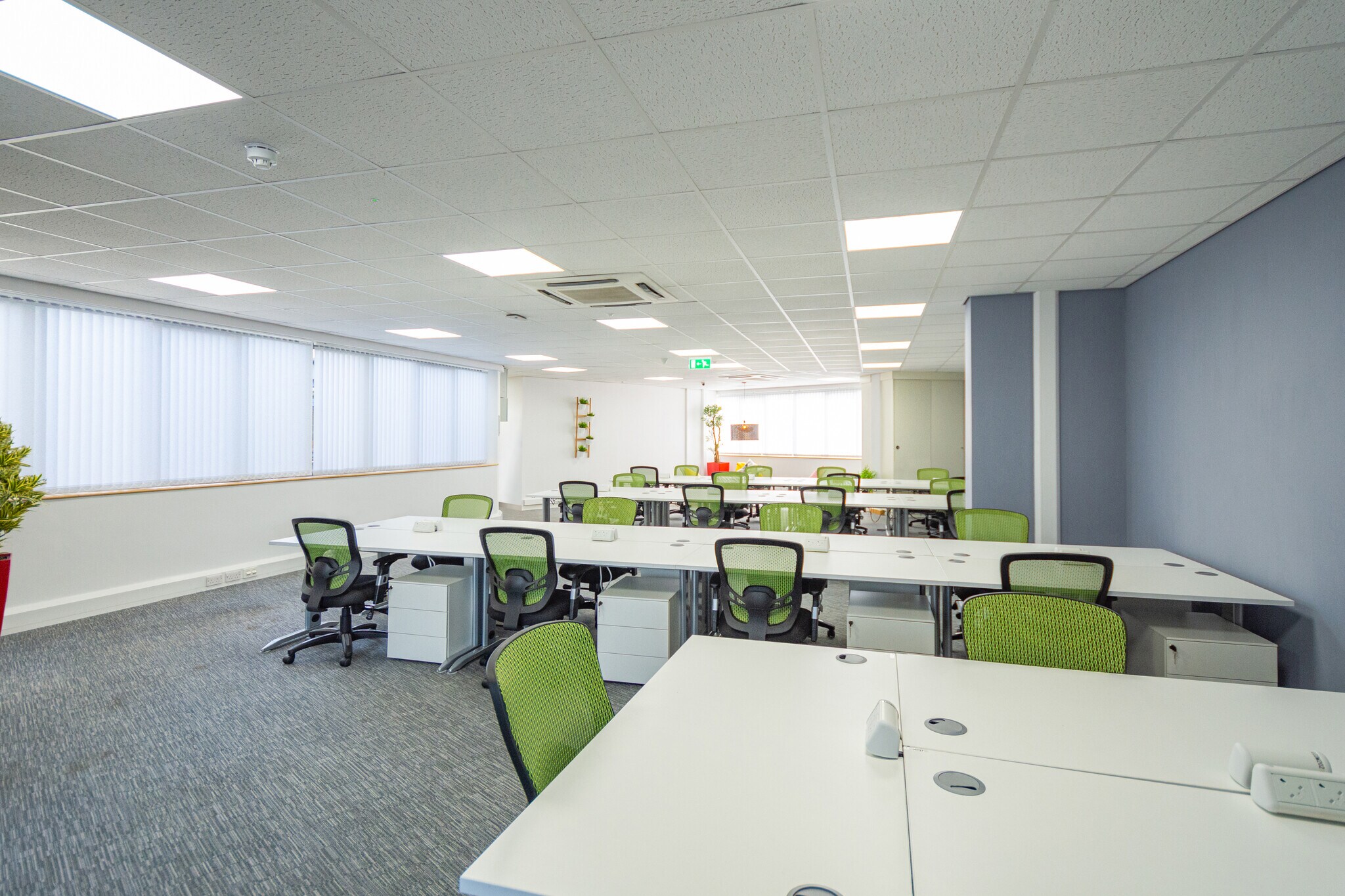 Tudor Sq, West Bridgford for lease Building Photo- Image 1 of 13