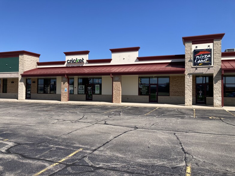 1550 Madison Ave, Fort Atkinson, WI for sale - Building Photo - Image 1 of 1