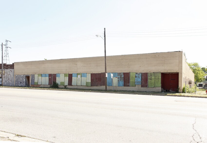 4514 N Saginaw St, Flint, MI for sale - Primary Photo - Image 1 of 1