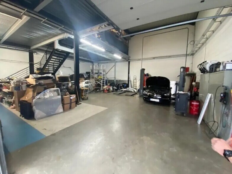 Flex in SAINT-OUEN-L'AUMONE for sale - Interior Photo - Image 3 of 4