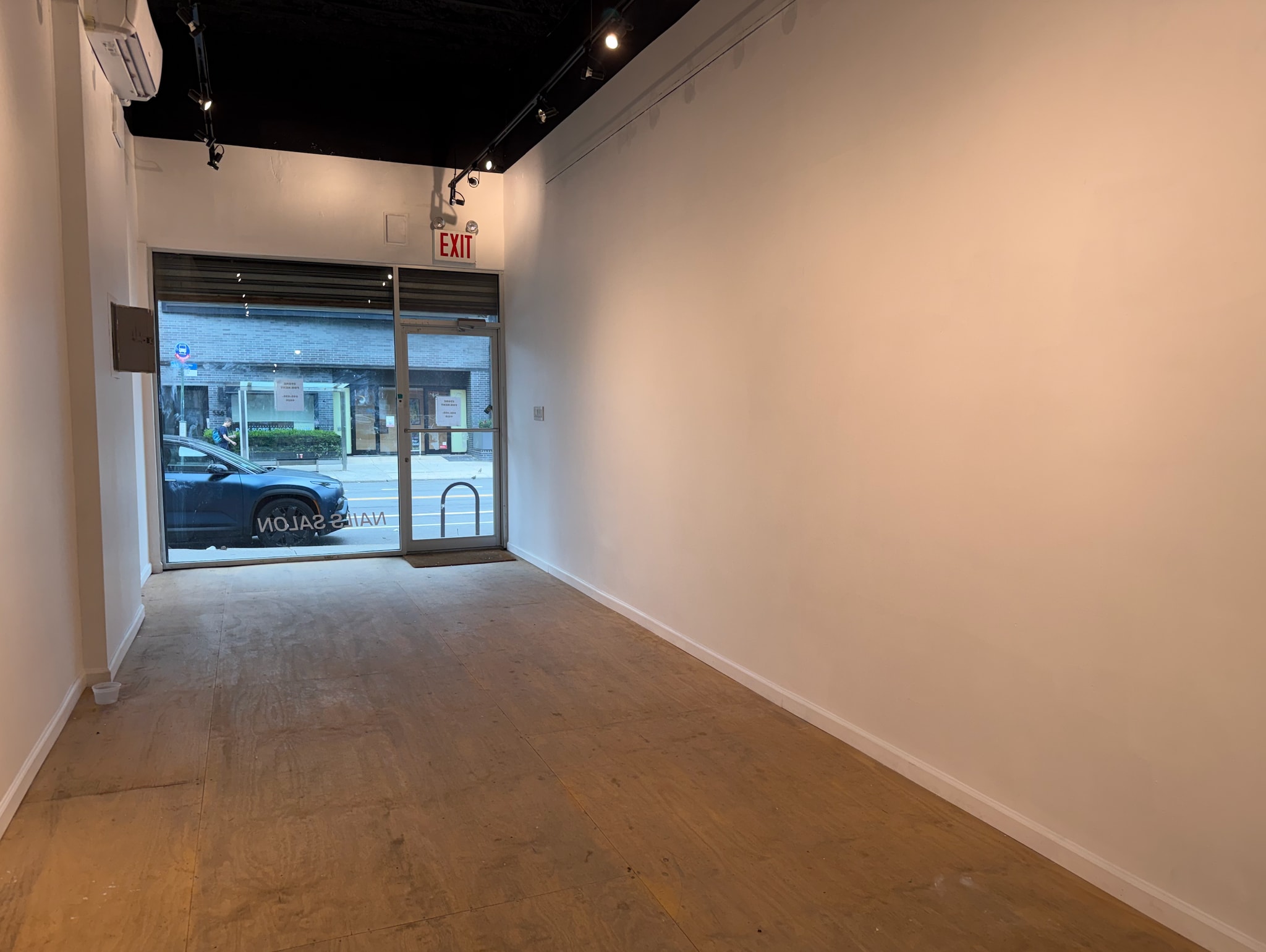 563A 5th Ave, Brooklyn, NY for lease Interior Photo- Image 1 of 9
