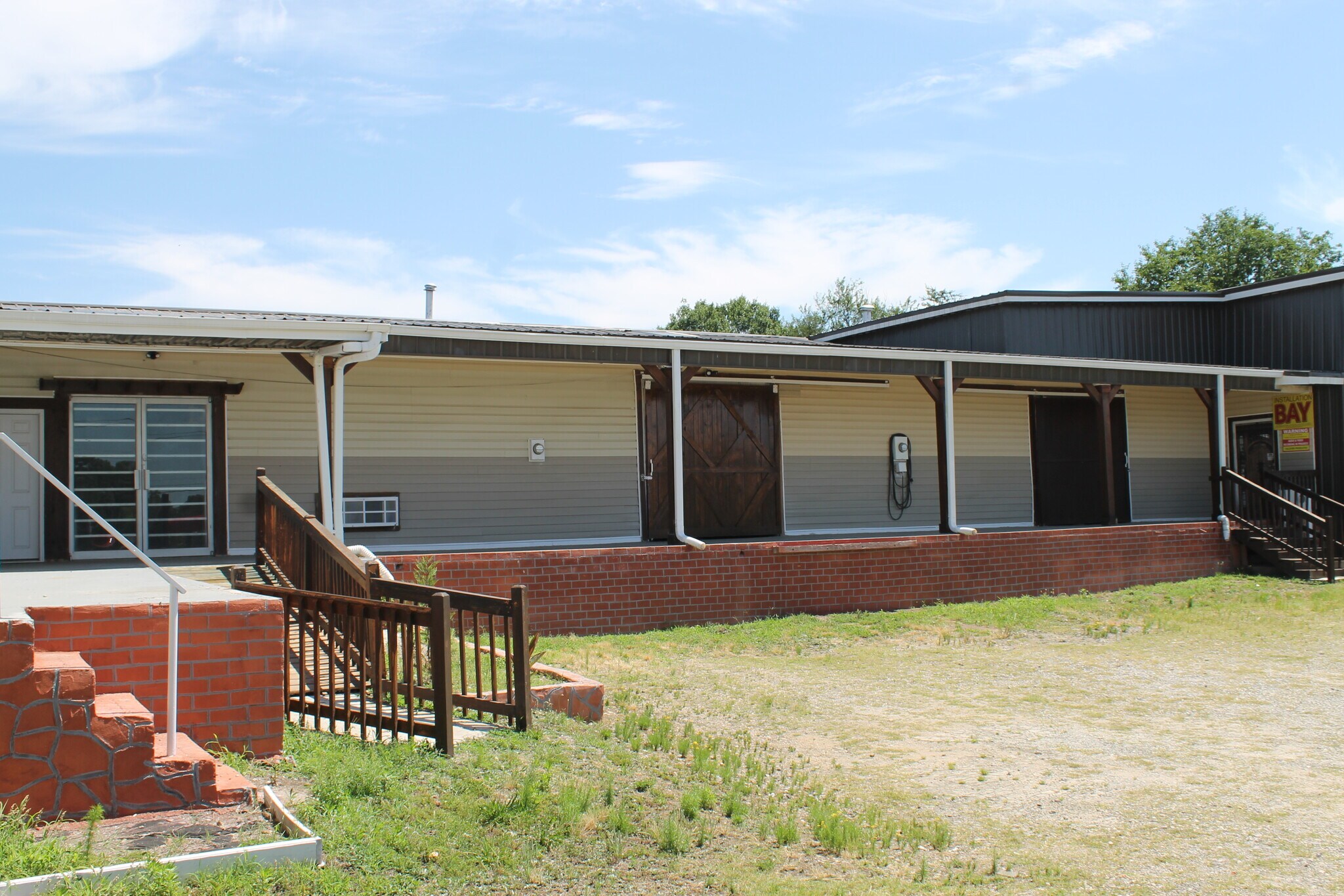1523 Salisbury Rd, Statesville, NC for lease Building Photo- Image 1 of 11