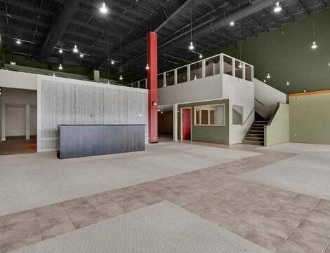 2840-2878 Calgary Trl NW, Edmonton, AB for lease Interior Photo- Image 1 of 19