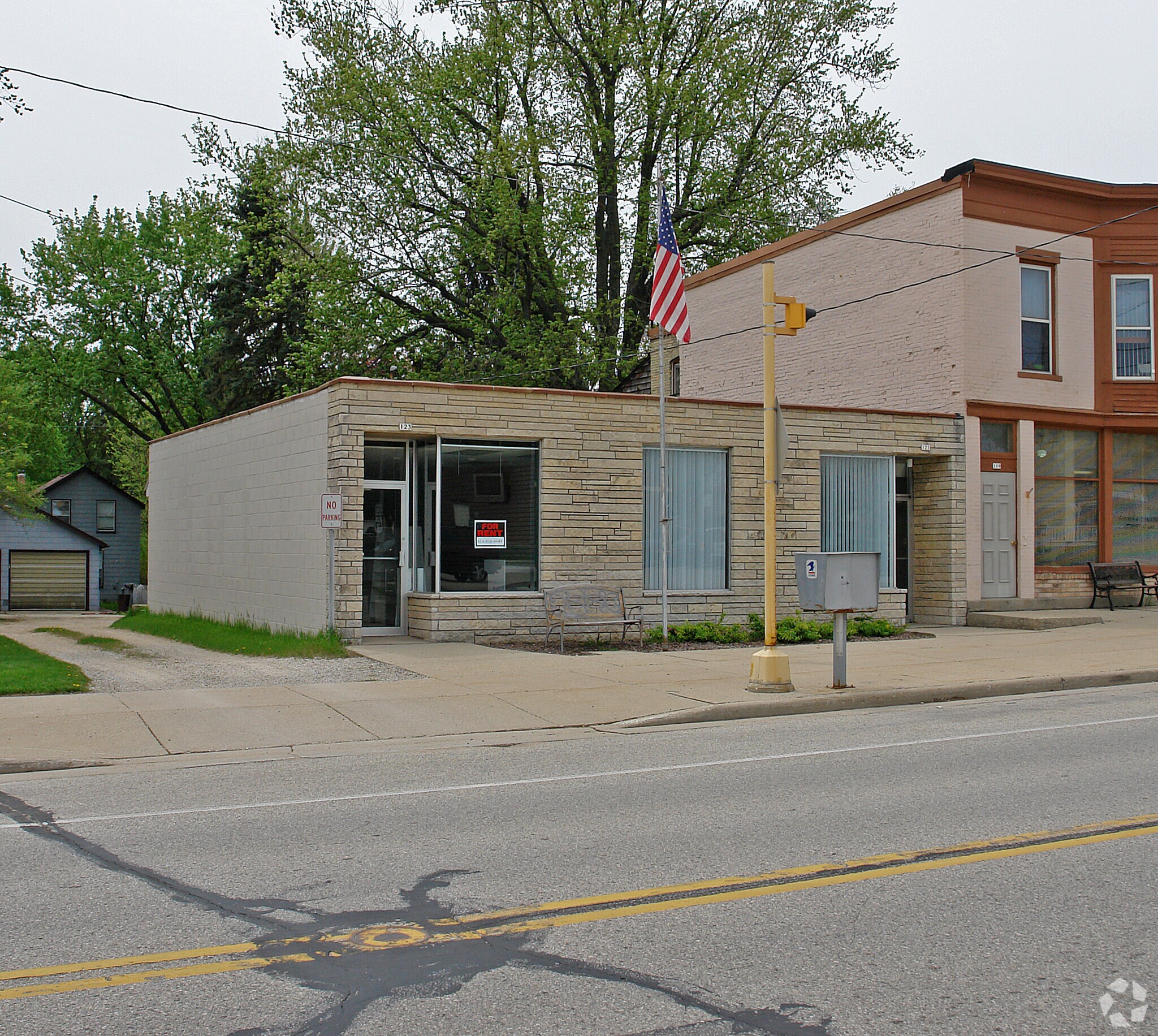 121-123 E Main St, Eagle, WI for sale Primary Photo- Image 1 of 1
