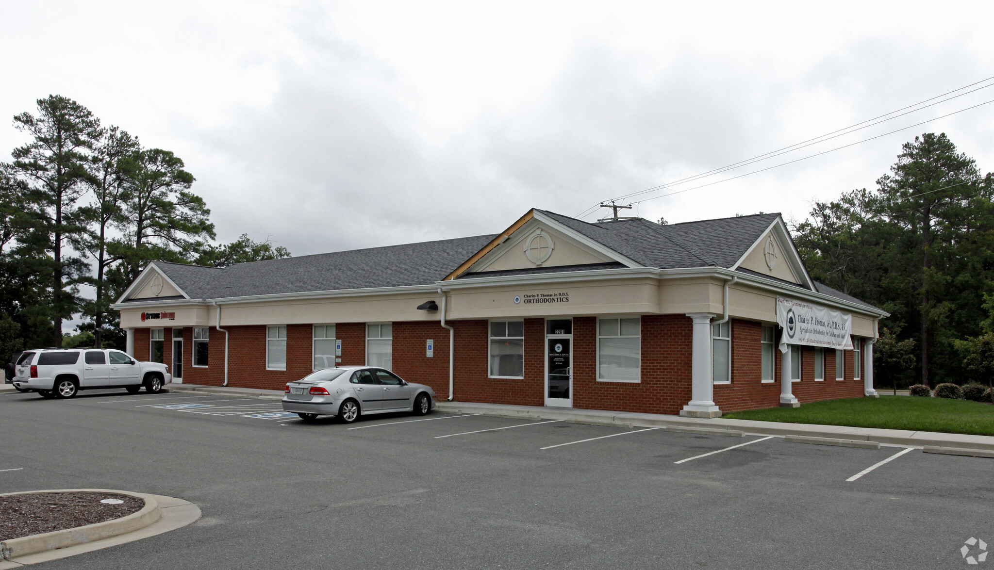 2201-2203 Pump Rd, Richmond, VA for lease Primary Photo- Image 1 of 17