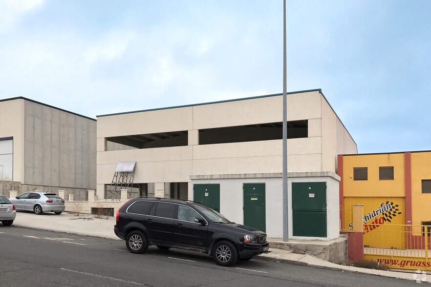 Industrial in Ávila, Ávila for lease - Building Photo - Image 2 of 4
