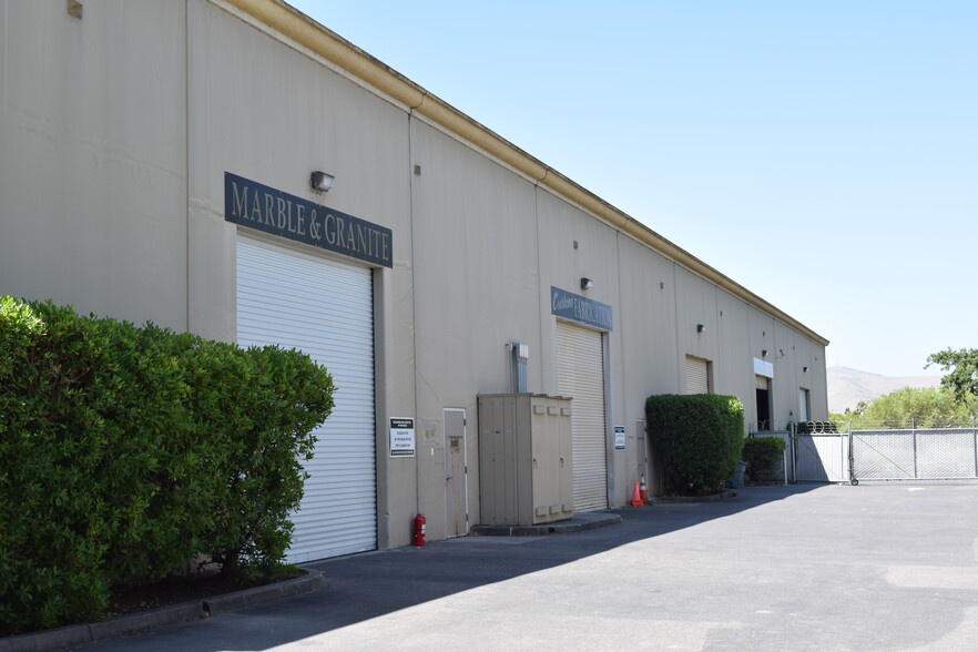 750 Link Rd, Fairfield, CA for sale - Building Photo - Image 2 of 10