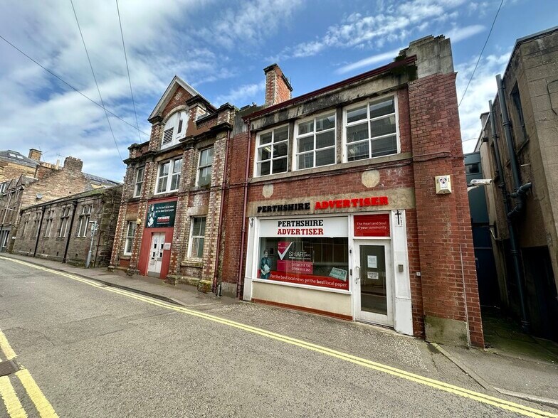 56-58 Watergate, Perth for sale - Primary Photo - Image 1 of 1