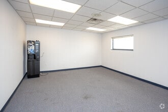 205 W Market St, Lima, OH for sale Interior Photo- Image 1 of 8