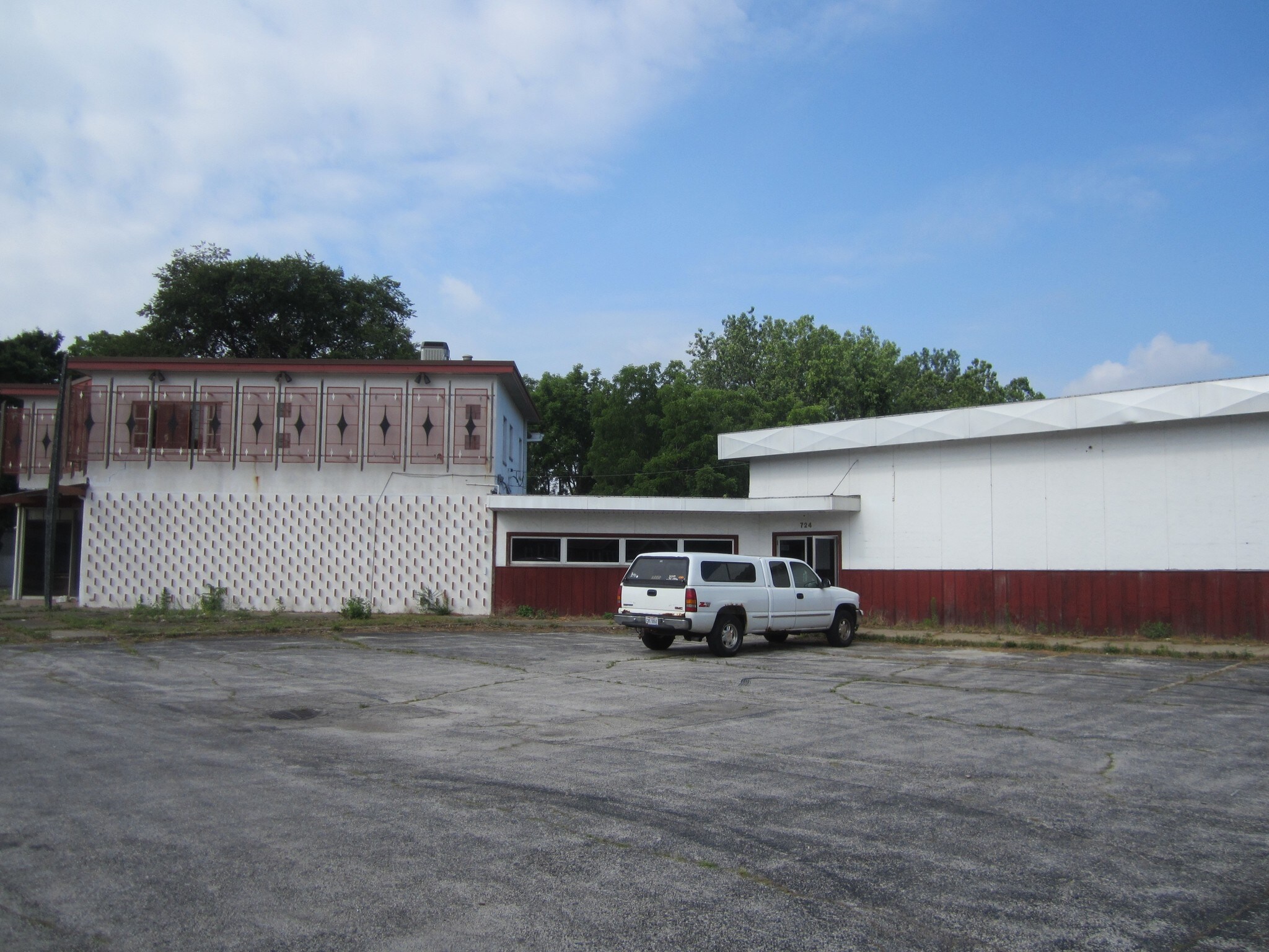 714-724 S Byrne Rd, Toledo, OH for sale Building Photo- Image 1 of 1
