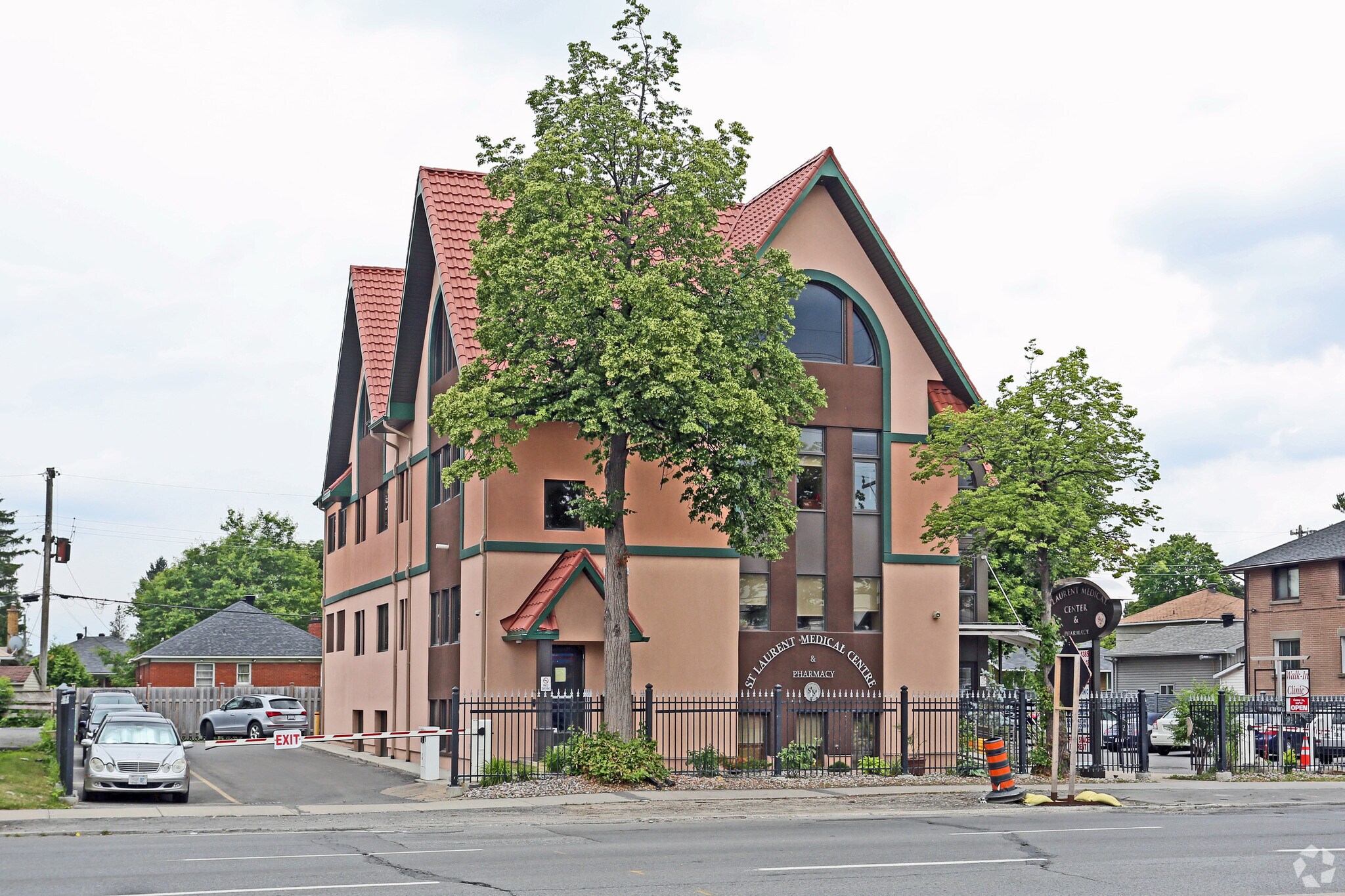 968 St Laurent Blvd, Ottawa, ON for sale Building Photo- Image 1 of 1