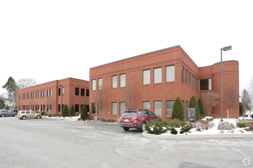 2081 W Ridge Rd, Rochester, NY for lease - Building Photo - Image 2 of 2