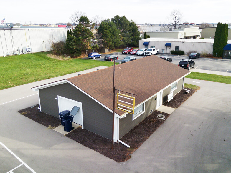 1609 Plainfield Ave, Janesville, WI for lease - Building Photo - Image 2 of 4