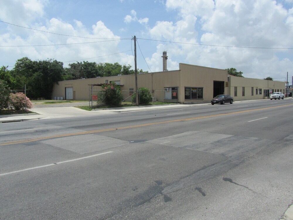 416 N Staples St, Corpus Christi, TX 78401