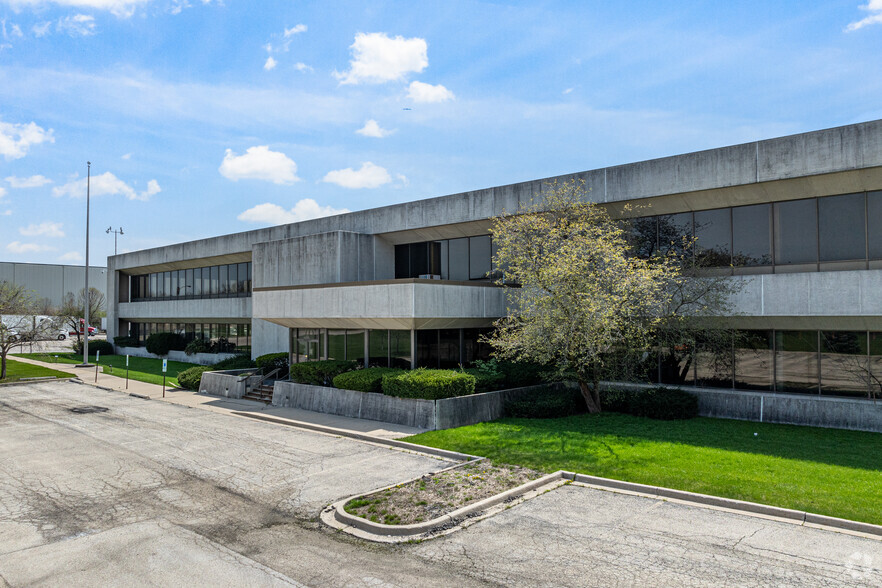 2700 McDonough Rd, Joliet, IL for lease - Building Photo - Image 2 of 5