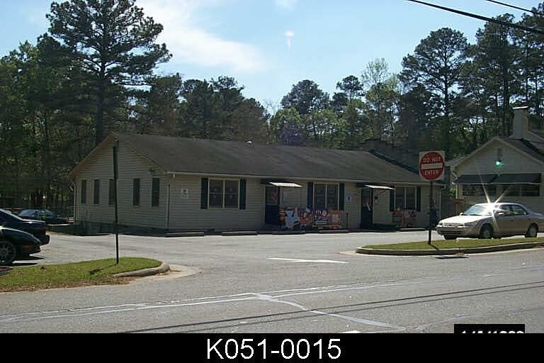 5494 Forsyth Rd, Macon, GA 31210