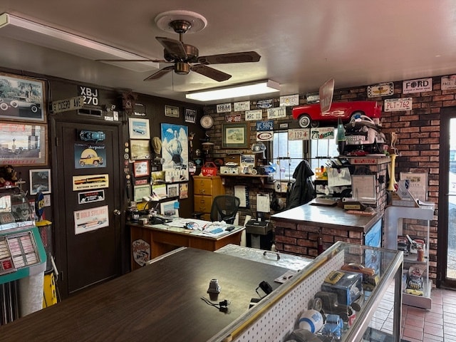 670 Northwest Hwy, Fox River Grove, IL for lease - Building Photo - Image 2 of 9