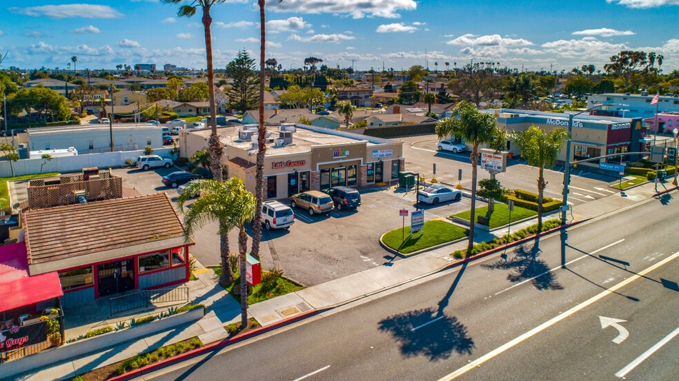 621 W 19th St, Costa Mesa, CA for sale - Building Photo - Image 3 of 7
