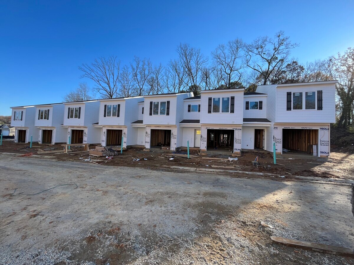 Heritage Crossing Townhomes Calhoun, GA for Sale