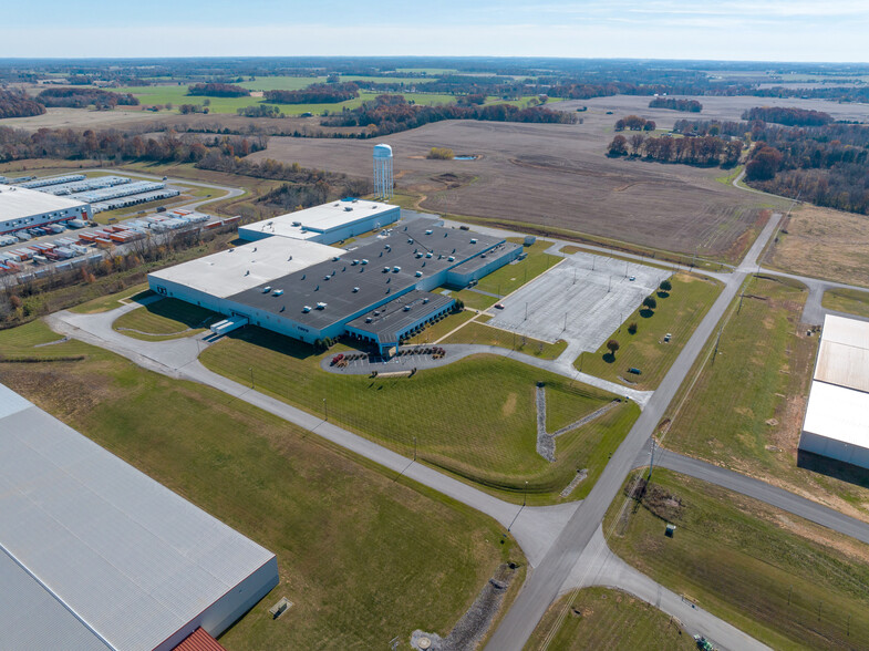 521 Page Dr, Franklin, KY for sale - Primary Photo - Image 1 of 1