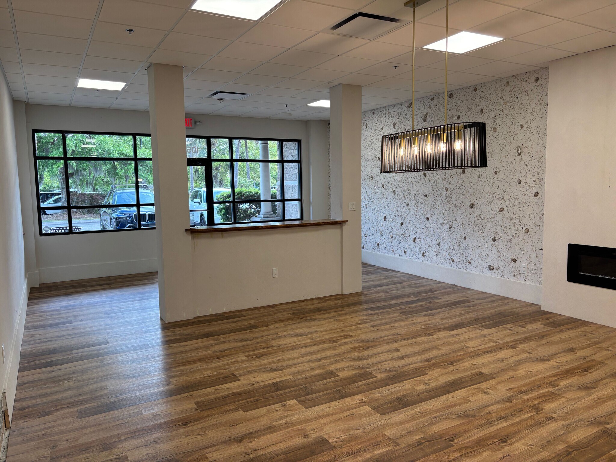 1050 Fording Island Rd, Bluffton, SC for lease Interior Photo- Image 1 of 10