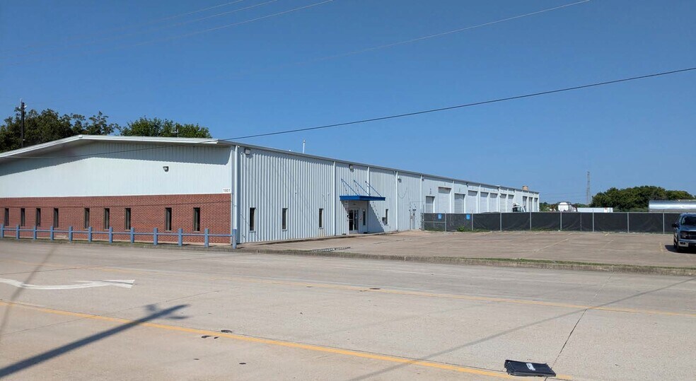1801 Sens Rd, La Porte, TX for sale - Primary Photo - Image 1 of 1