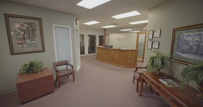 5076 Winters Chapel Rd, Atlanta, GA for lease Interior Photo- Image 2 of 20