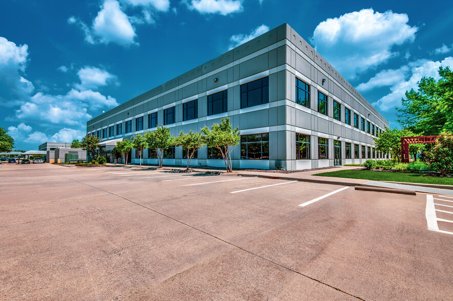 4600 Regent Blvd, Irving, TX for lease - Building Photo - Image 2 of 14