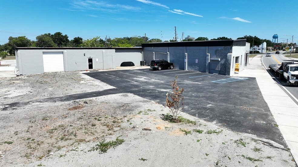 242 S Scenic Hwy, Lake Wales, FL for sale - Building Photo - Image 2 of 31