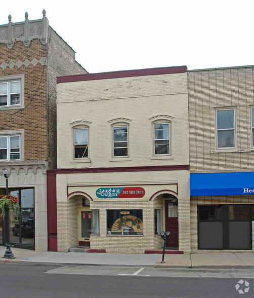 612 6th St, Racine, WI for sale - Primary Photo - Image 1 of 1