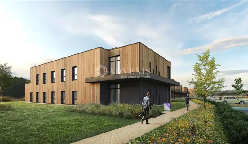 Office in Douvrin for lease - Building Photo - Image 3 of 4