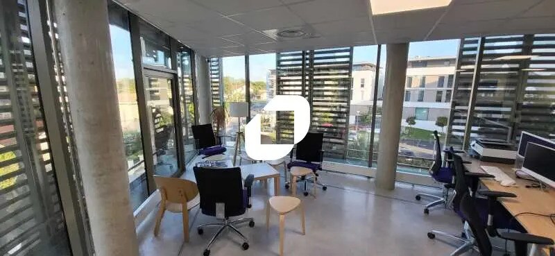 Office in Mérignac for lease - Interior Photo - Image 3 of 17