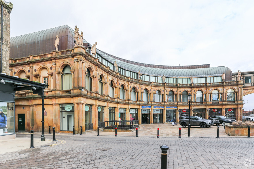 Victoria Centre, Harrogate for lease - Primary Photo - Image 1 of 12