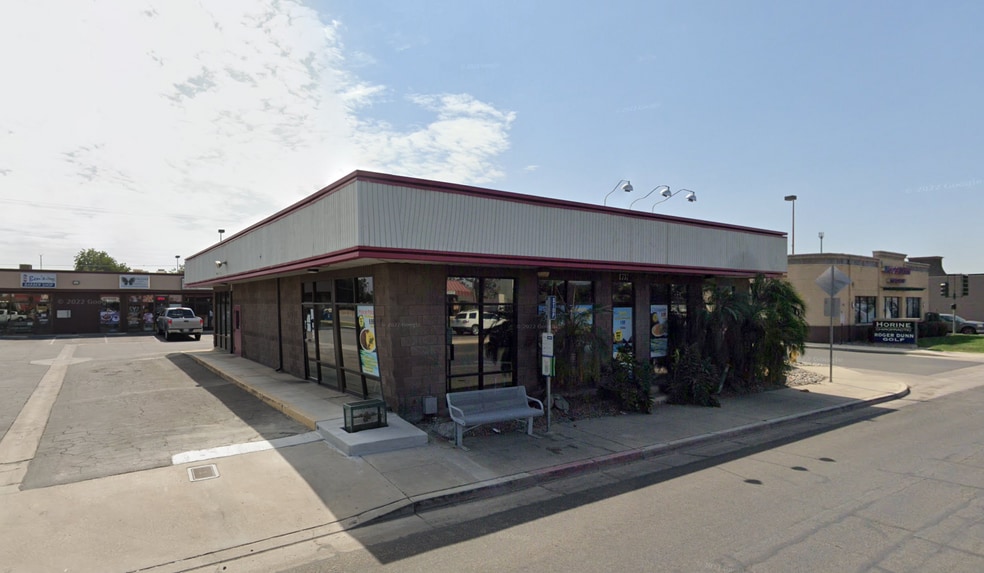 1737A W Caldwell Ave, Visalia, CA for lease - Building Photo - Image 2 of 2