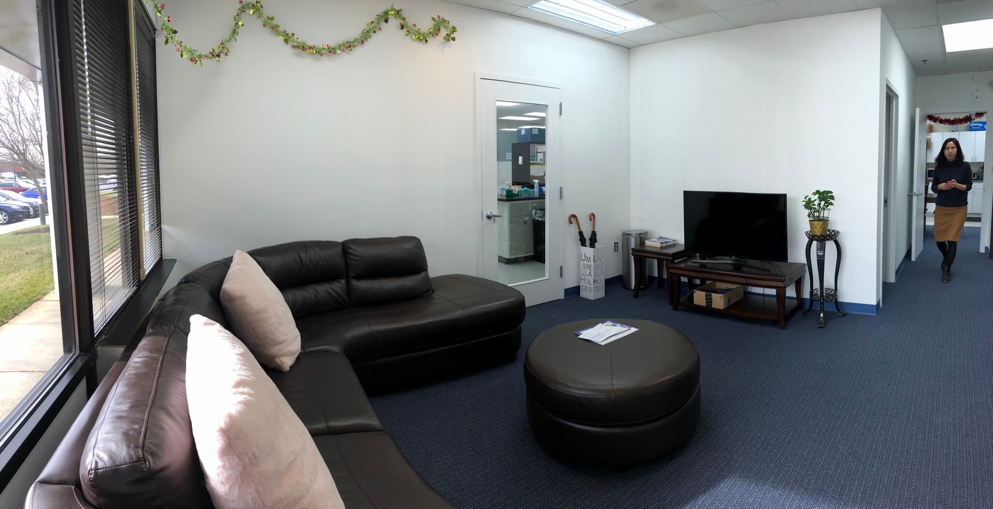 209 Perry Pky, Gaithersburg, MD for lease Interior Photo- Image 1 of 11