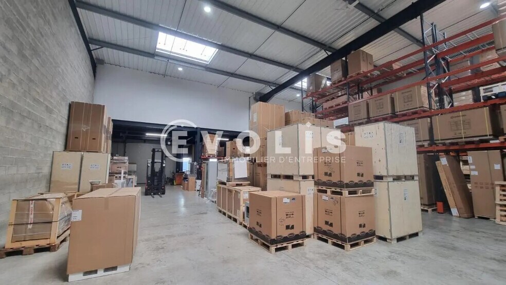 Flex in Bailly-Romainvilliers for lease - Interior Photo - Image 1 of 7