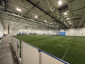 33 Upton Dr, Wilmington, MA for lease Building Photo- Image 1 of 4