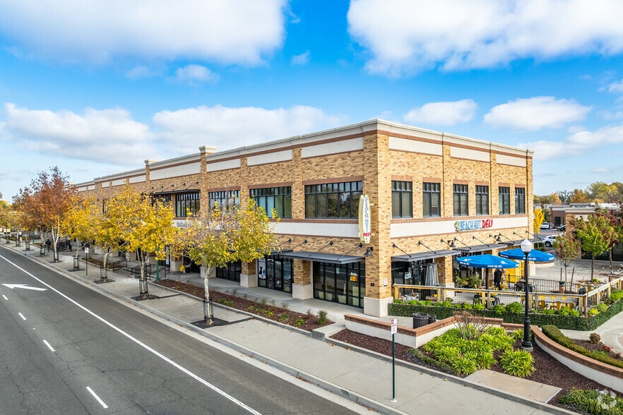 110 Gateway Dr, Lincoln, CA for lease - Building Photo - Image 2 of 5