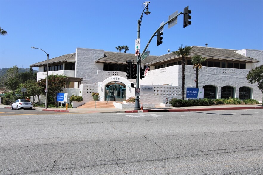 1030 Foothill Blvd, La Cañada Flintridge, CA for lease - Building Photo - Image 1 of 7