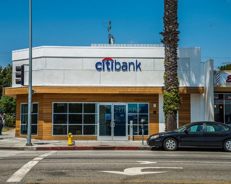 2301 Wilshire Blvd, Santa Monica, CA for lease - Building Photo - Image 2 of 5