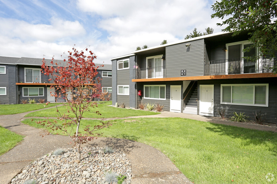 11255 SW Greenburg Rd, Tigard, OR for sale - Primary Photo - Image 3 of 40