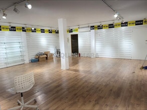 Retail in Sant Boi de Llobregat, Barcelona for lease Interior Photo- Image 2 of 5