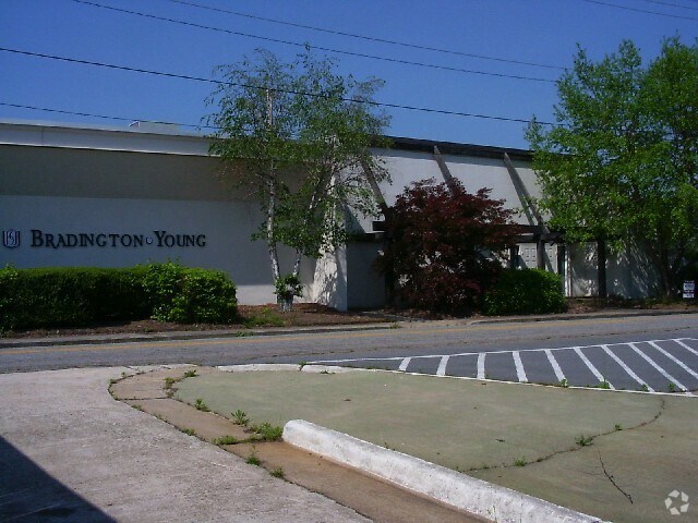 1706 King St, High Point, NC for sale Building Photo- Image 1 of 1