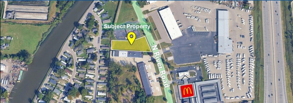 24550 River Road, Mount Clemens, MI for lease - Building Photo - Image 3 of 5