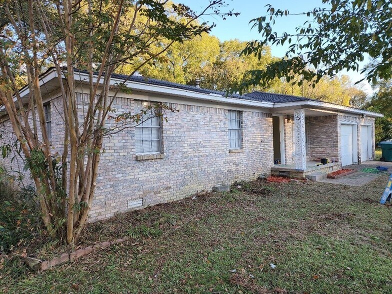 7715 McDaniel Dr, Little Rock, AR for sale - Primary Photo - Image 1 of 1